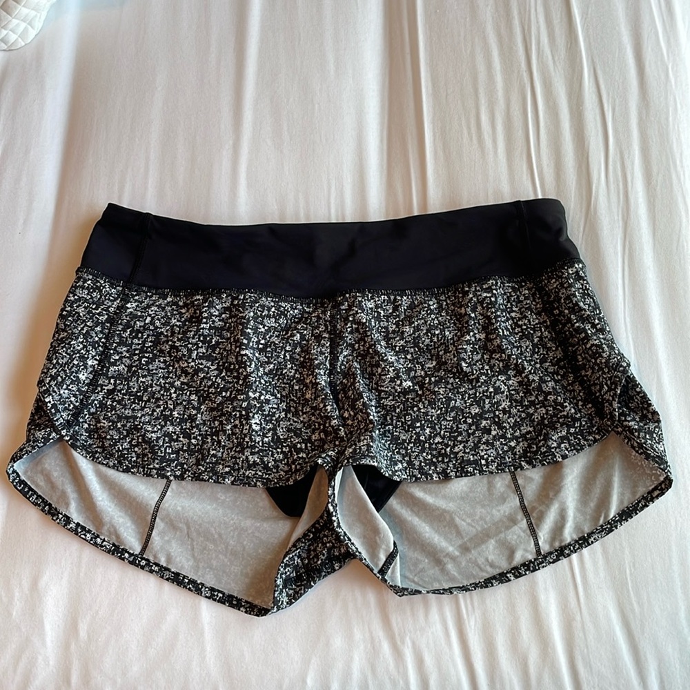 Lululemon Speed Short (4 Way Stretch 2 1/2”) - image 1